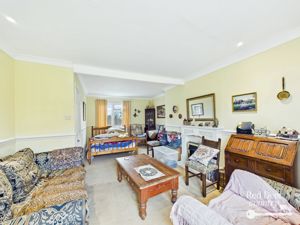 Sitting Room- click for photo gallery